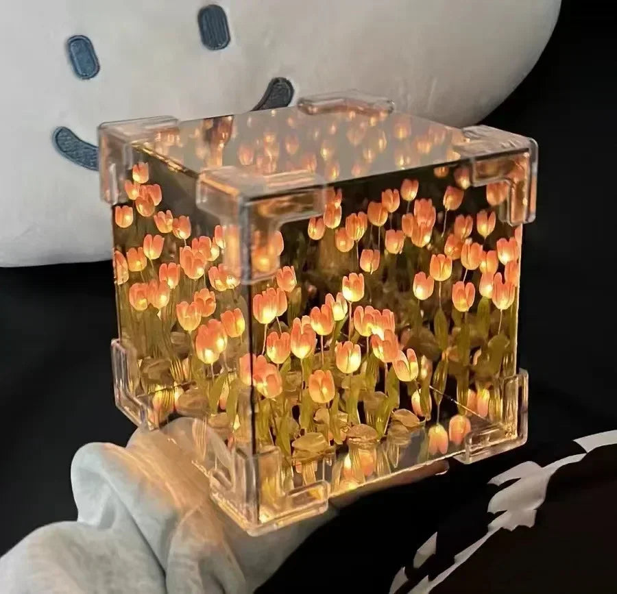 Tulip Flower Cube Three-Dimensional Small Night Lamp